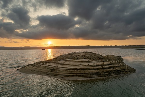 伤感句子句句心痛短句(伤感句子句句心痛图片)