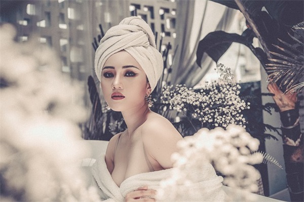 人间失格经典句子摘抄(精选22条)