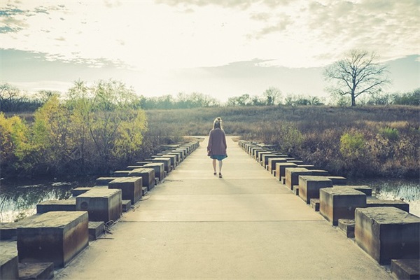 仿写句子100例 四年级仿写句子100例