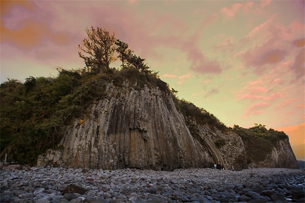 qq网名女生唯美小清新带符号(共99个)
