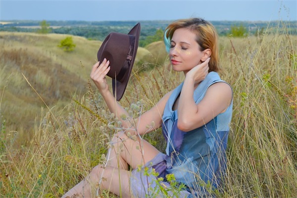 带多字的游戏名字女生网名