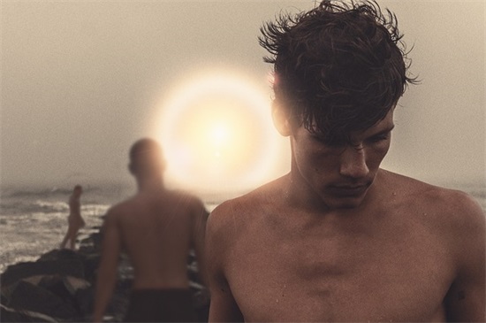 励志的句子致自己奋斗(向前辈学习反省自身的句子)