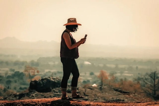 坚持不放弃正能量句子 激励人永不放弃的话