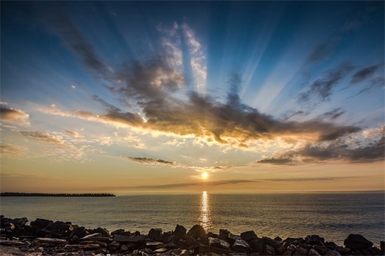 发小结婚的祝福语50句